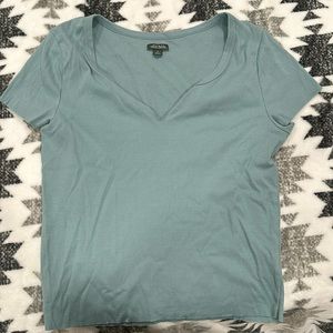 Women’s crop shirt